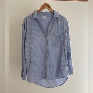 Community Button Up
